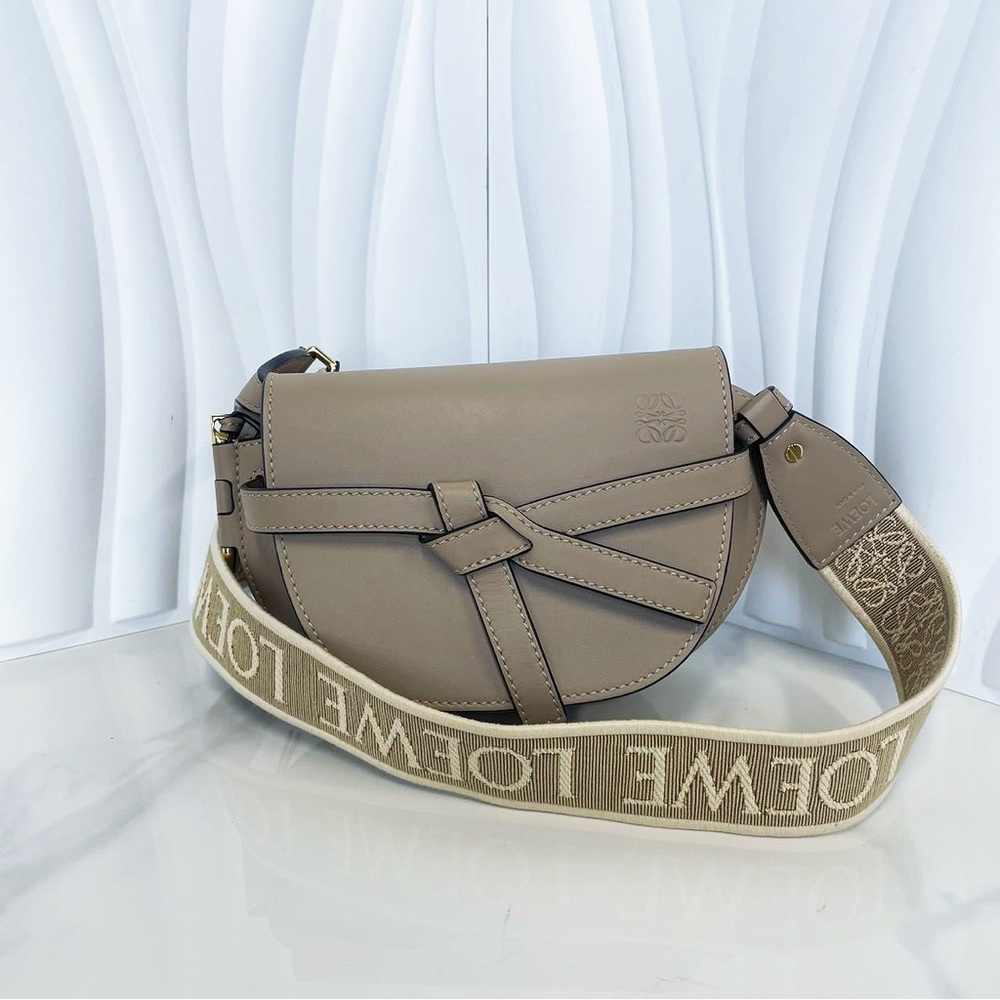 Loewe gate leather bag brown